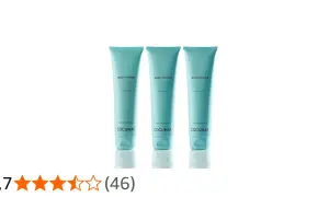 Tres tubos de crema "Body Power" de Cocunat, con ingredientes como cafeína y ácido hialurónico, ideales para un "cocunat smart burn".