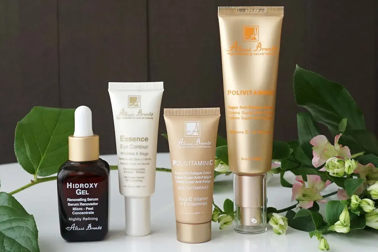 Alissi Brontë: Hidroxy Gel, Essence Eye Contour y Polivitaminic. Opiniones sobre estos productos de belleza natural.