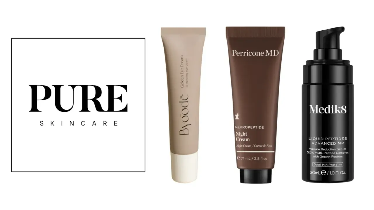 Tres productos de belleza: un logo de "PURE SKINCARE", una crema de ojos Byoodē y cremas de noche Perricone MD y Medik8, destacando el uso de péptidos en cosmética.